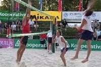 04mebeach_001_mm.jpg